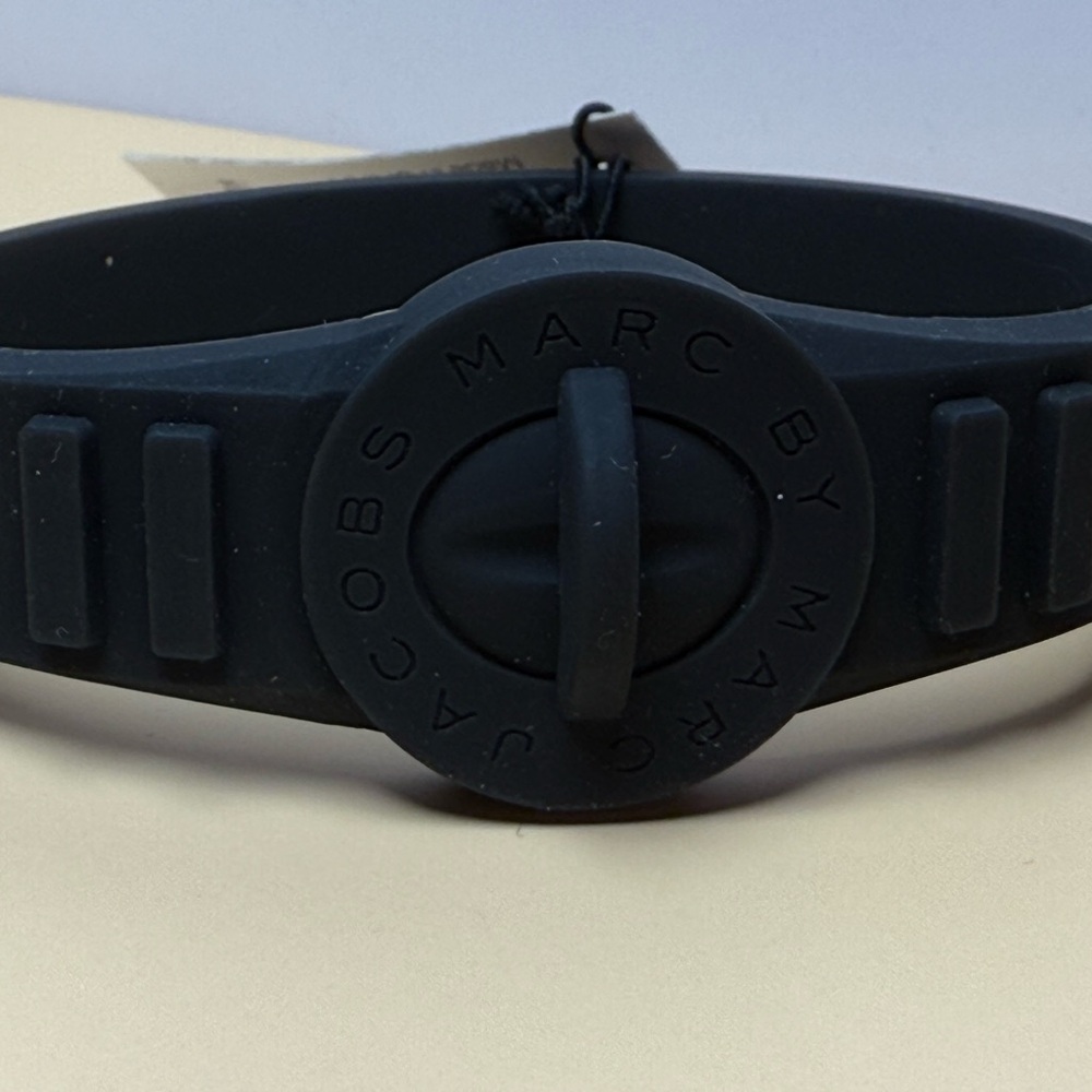 Marc by Marc Jacobs Black Rubber Turlock Bracelet